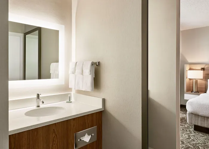 Springhill Phoenix Airport 3*